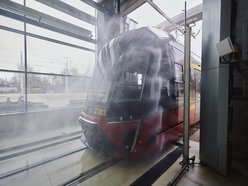 Łódź. Tramwaje i autobusy MPK Łódź do kąpieli. Na co dzień, nie tylko od święta!