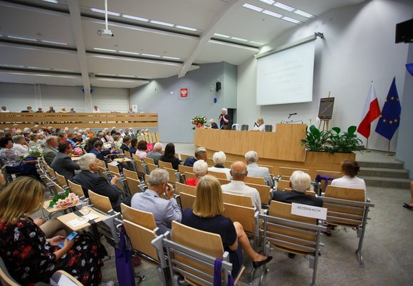 Uniwersytet Trzeciego Wieku im. Heleny Kretz w Łodzi działa od 45 lat