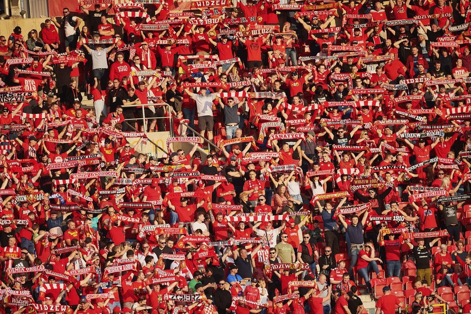 Kibice Widzewa Łódź na meczu z Koroną Kielce