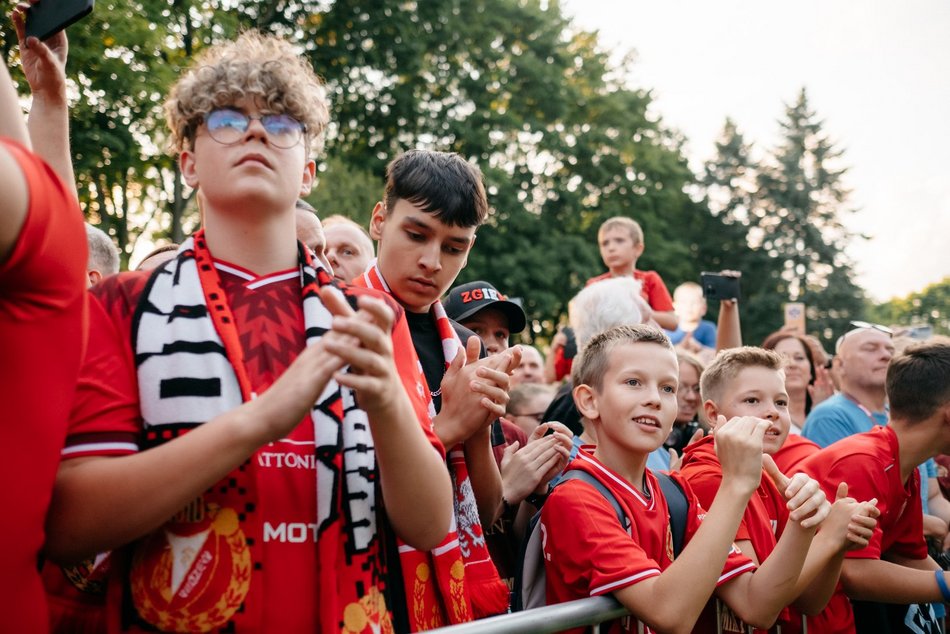 Widzew Łódź zaprezentowany! Byłeś/aś w parku Widzewskim? Odszukaj się w galerii!