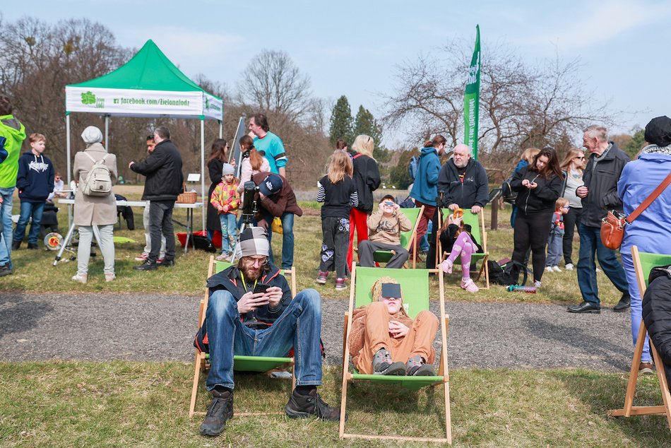 Łódź. Ogród Botaniczny w Łodzi otwarty! Czas na spacery po zimowej przerwie