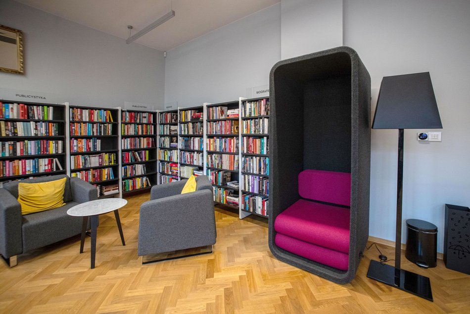 Mediateka Memo - fotel wyciszający