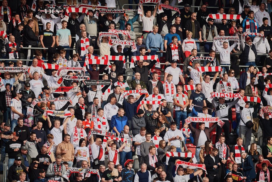 Kibice na meczu ŁKS Łódź - Arka Gdynia