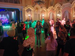 Dzień Kobiet w Muzeum Miasta Łodzi. Silent disco, wieczór z planszówkami i oprowadzanie po wystawie