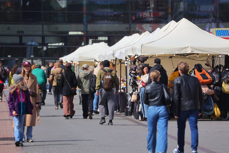 Łódź. Niedziela na targach rękodzieła w Manufakturze