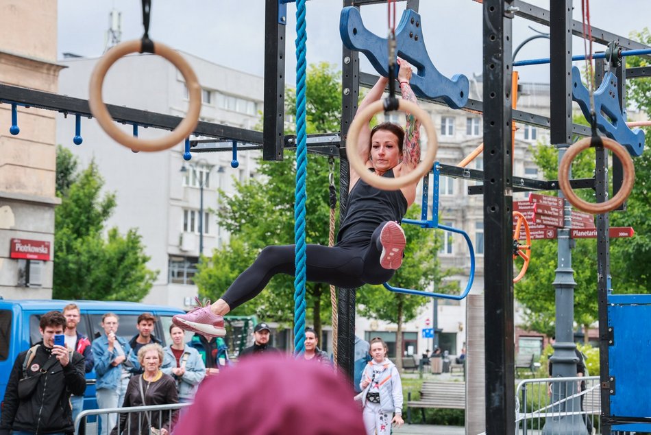 Łódź. Ninja Series w Łodzi. Wspaniała rywalizacja w strugach deszczu