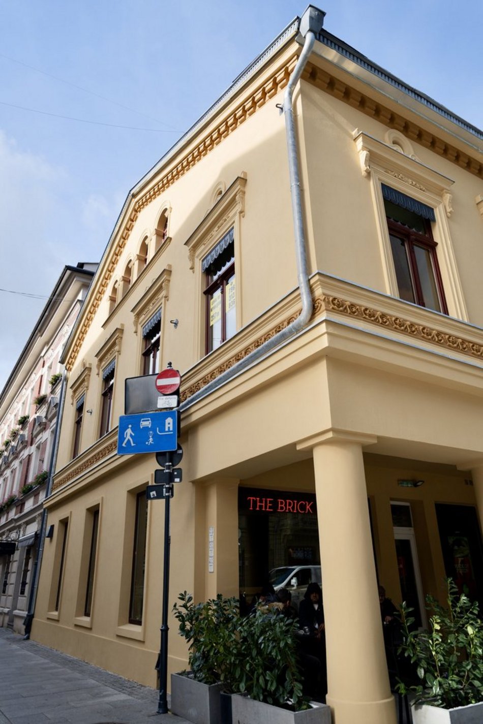 Łódź. Kolejna kamienica przy Piotrowskiej w Łodzi odzyskała blask. Na pewno ją znasz!