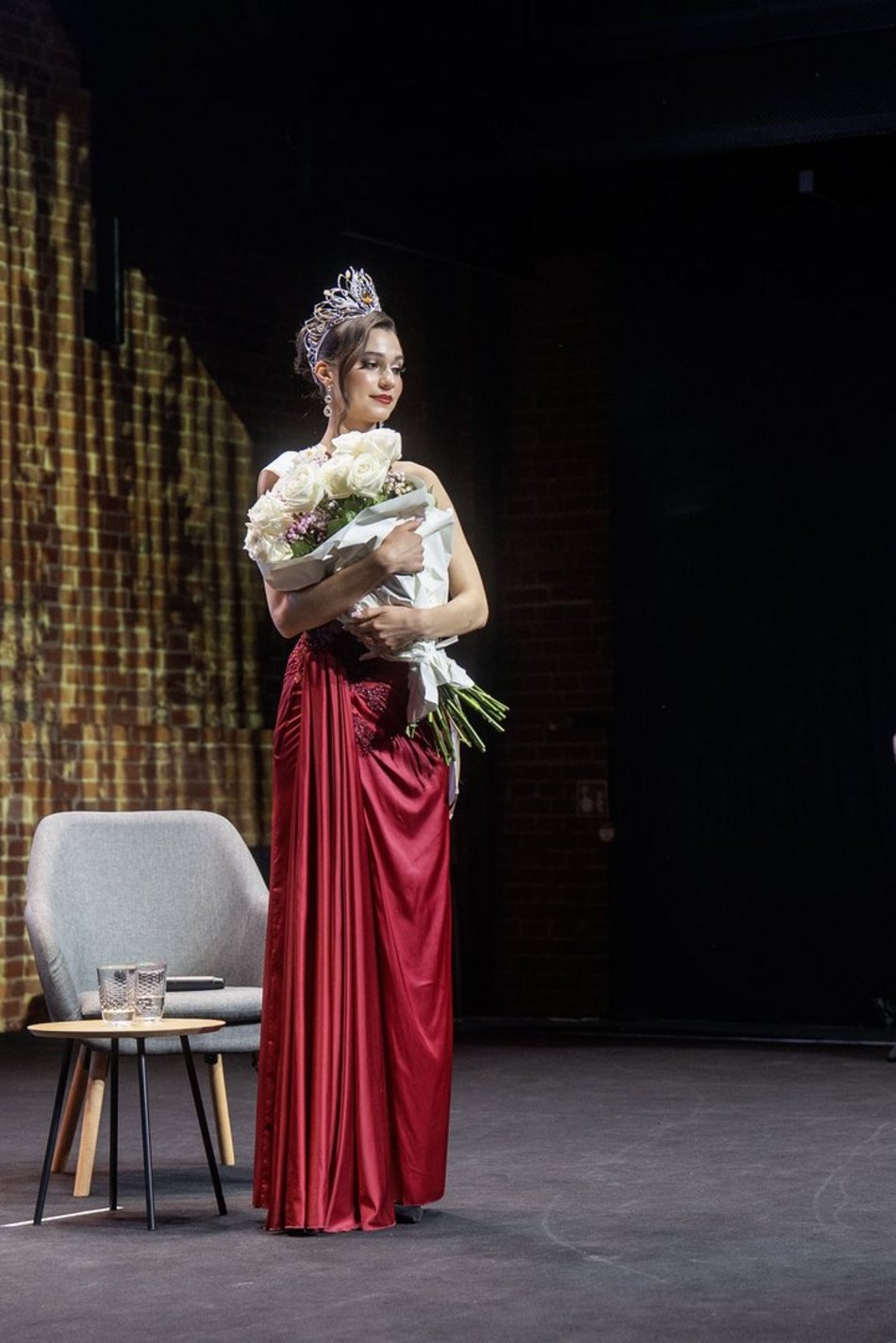 Przedstawienie finalistek Miss Polonia 2025 w Łodzi. Wzruszające pożegnanie Mai Klajdy