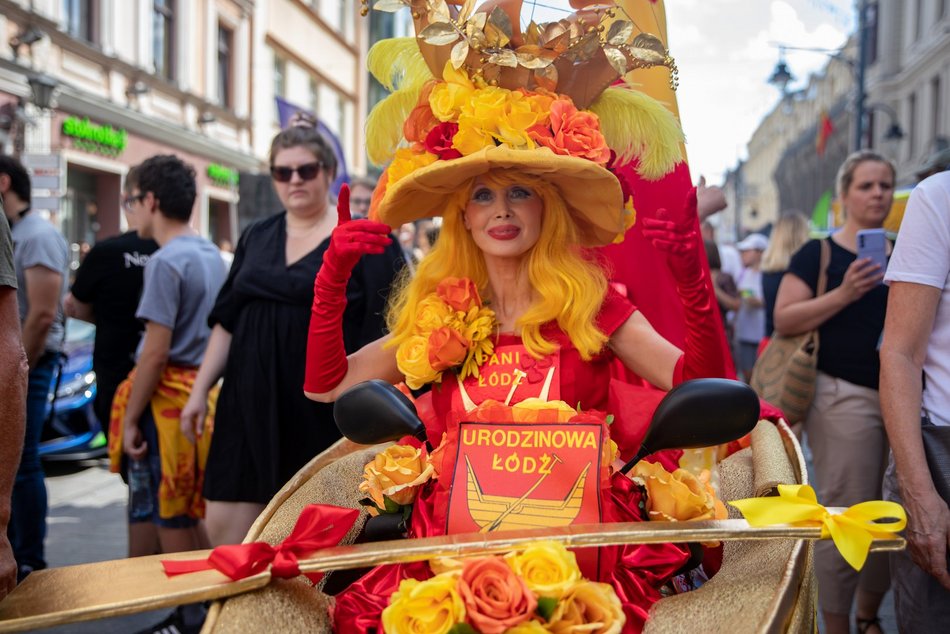 Megi Holi na 600. Urodziny Łodzi. Pani Łódź znów zaskakuje swoim strojem!