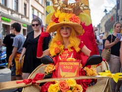 Megi Holi na 600. Urodziny Łodzi. Pani Łódź znów zaskakuje swoim strojem!