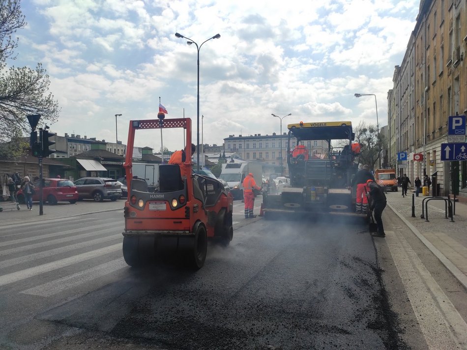 Naprawiono nawierzchnie na Więckowskiego i Żeromskiego.