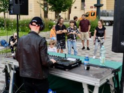 Łódź. Muzyczny plener na placu Wolności w Łodzi. Spora dawka muzyki elektronicznej