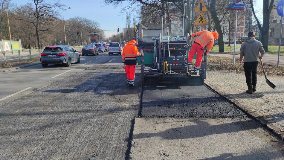 Remont cząstkowy ul. Krzemienieckiej