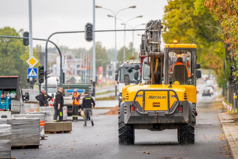 Łódź. Remont Brzezińskiej w Łodzi. Pierwszy odcinek prawie gotowy