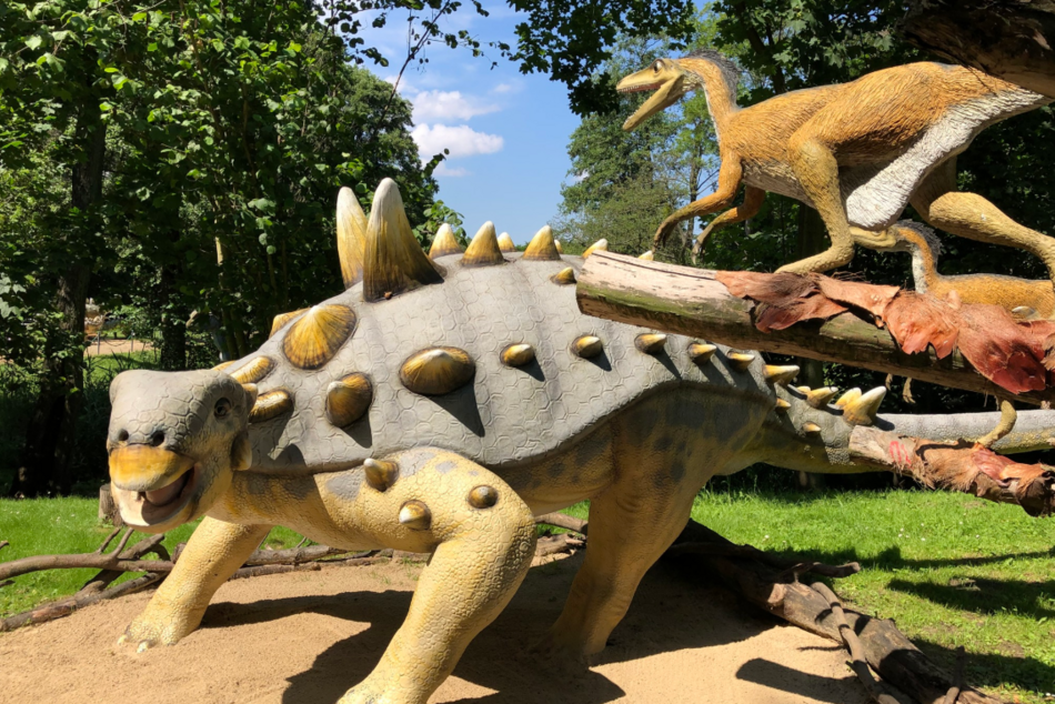 Łódź. Dinopark Kołacinek