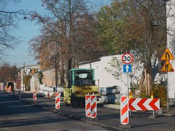 Łódź. Remont Dubois w Łodzi. Na kolejnym odcinku widać już nową nawierzchnię