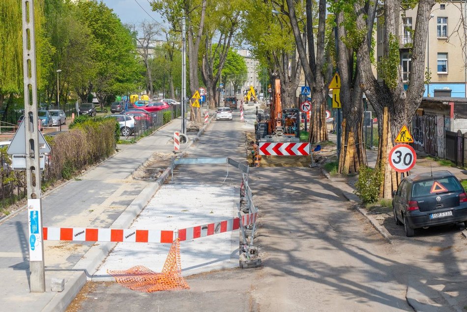 Łódź. Remont ul. Tuszyńskiej w Łodzi