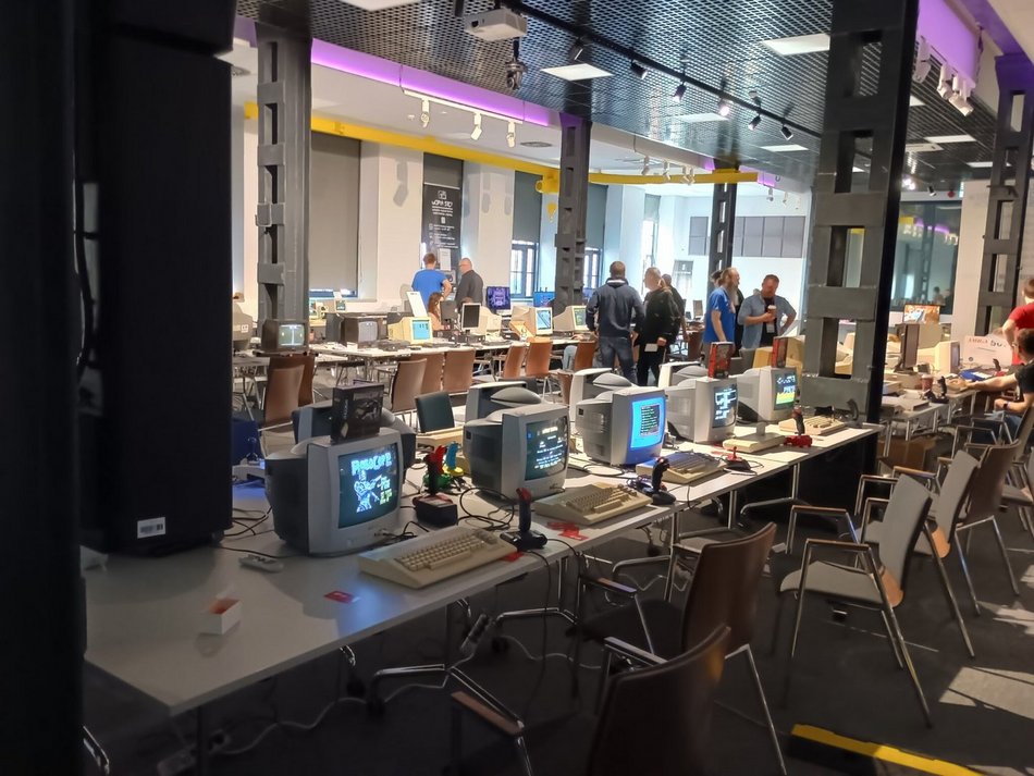 Łódź. Festiwal Bit Boat w EC1 Łódź