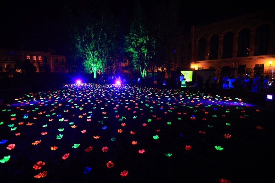 TOP 9 selfie spotów na Light Move Festival 2025 Łódź