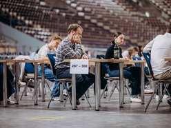 Łódź. Atlas Arena największą salą egzaminacyjną w Polsce! Medycy sprawdzają swoją wiedzę