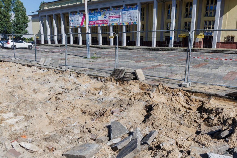 Łódź. Zieleń otoczy halę MOSiR w Łodzi. Kolejne odbetonowanie w mieście