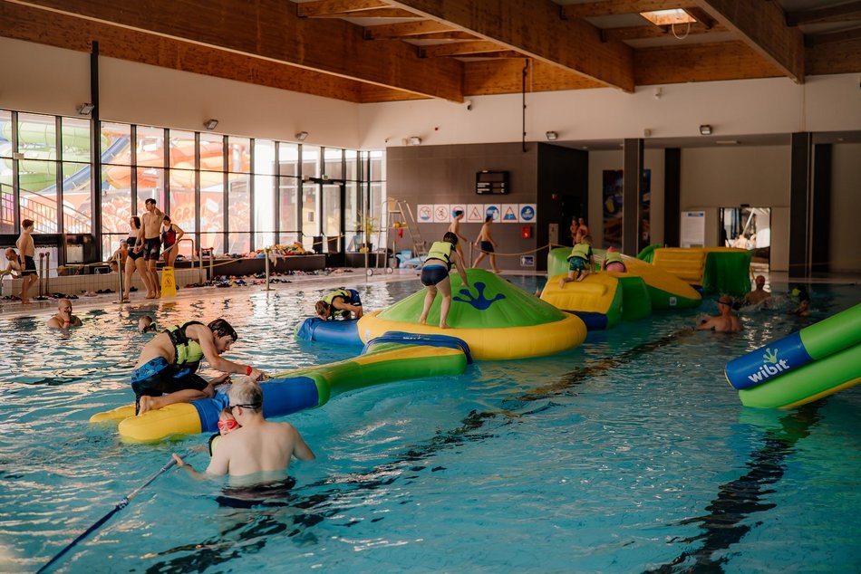 Lany poniedziałek w Aquaparku Fala. Tam wody nie brakowało!