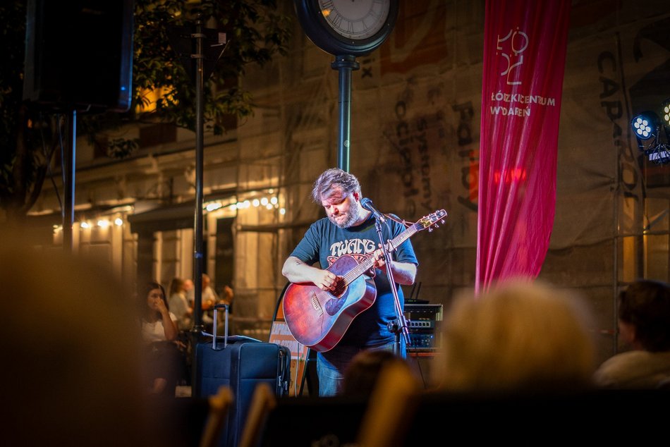 Songwriter Łódź Festiwal. Wyjątkowy klimat przy 6 sierpnia stworzył Svavar Knutur
