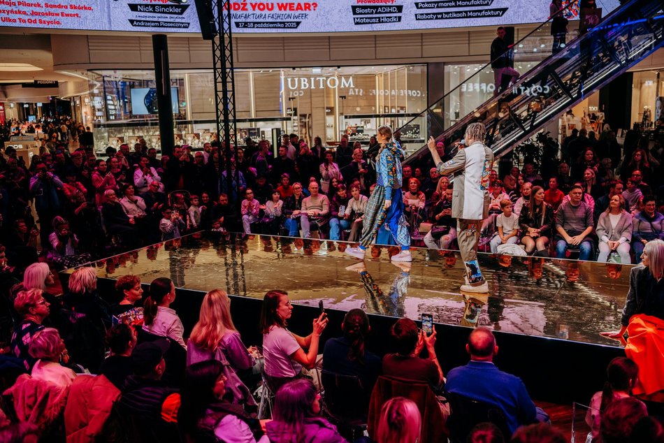 Łódź. Manufaktura Fashion Week w Łodzi. Kolekcja Jarosława Ewerta, koncert Andrzeja Piasecznego i więcej