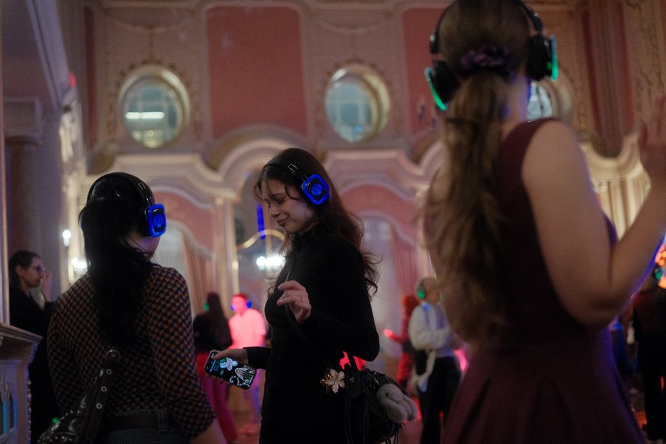 Łódź. Silent disco w Muzeum Miasta Łodzi. Wielkie świętowanie w Pałacu Poznańskich!