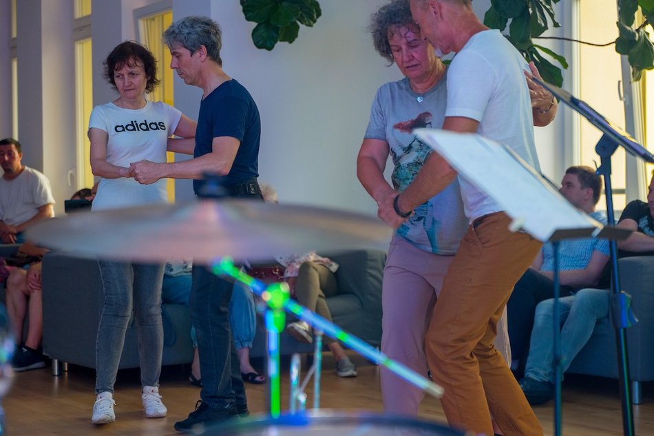 Łódź. Roztańczona niedziela w Łodzi! Mimo braku pogody tancerze nie zawiedli!