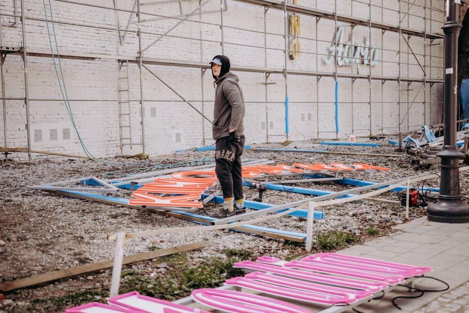 Łódź. Neony kultowych kin w Łodzi znów zabłysną! W nowym pasażu powstaje wyjątkowa galeria