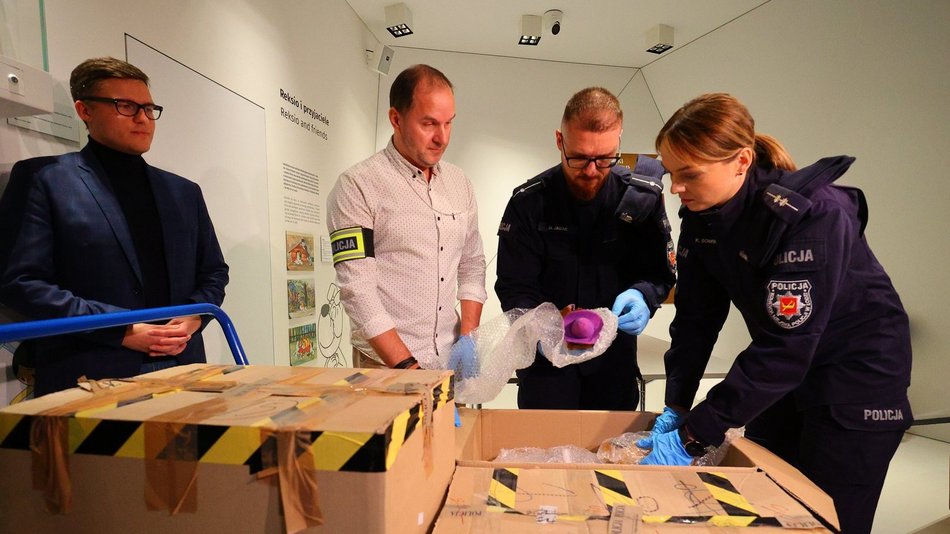 Miś Uszatek, Colargol i reszta wyszli z pudła! Bezcenne eksponaty wróciły do Łodzi. Co dalej?