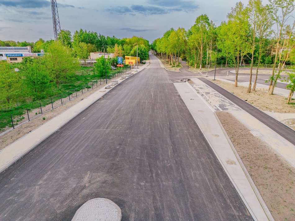 Łódź. Remont Szczecińskiej w Łodzi na finiszu. Wiemy, kiedy dojedziemy nią do trasy S14!