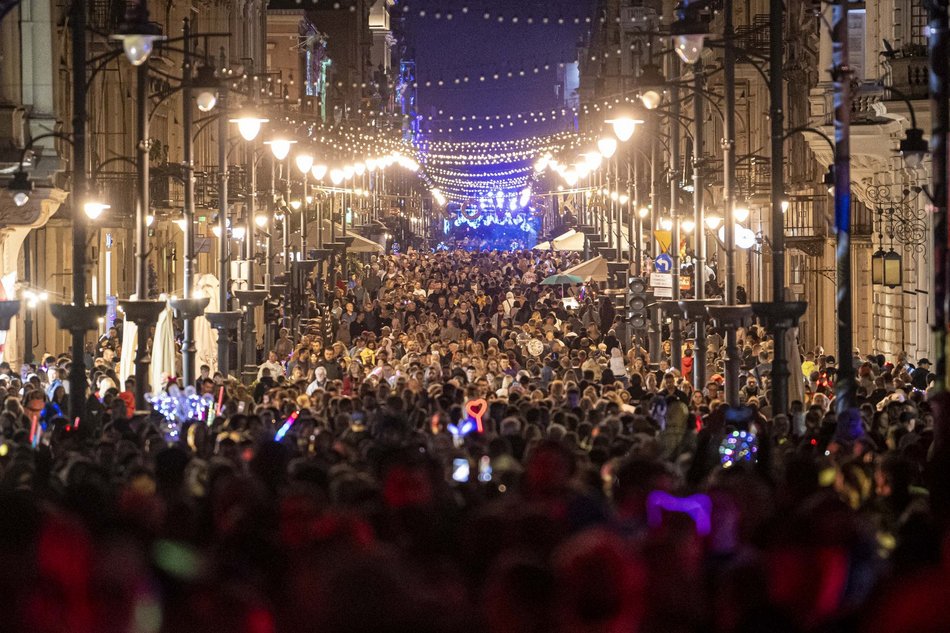Light Move Festival 2024. Iluminacje na Piotrkowskiej przyciągnęły tłumy!