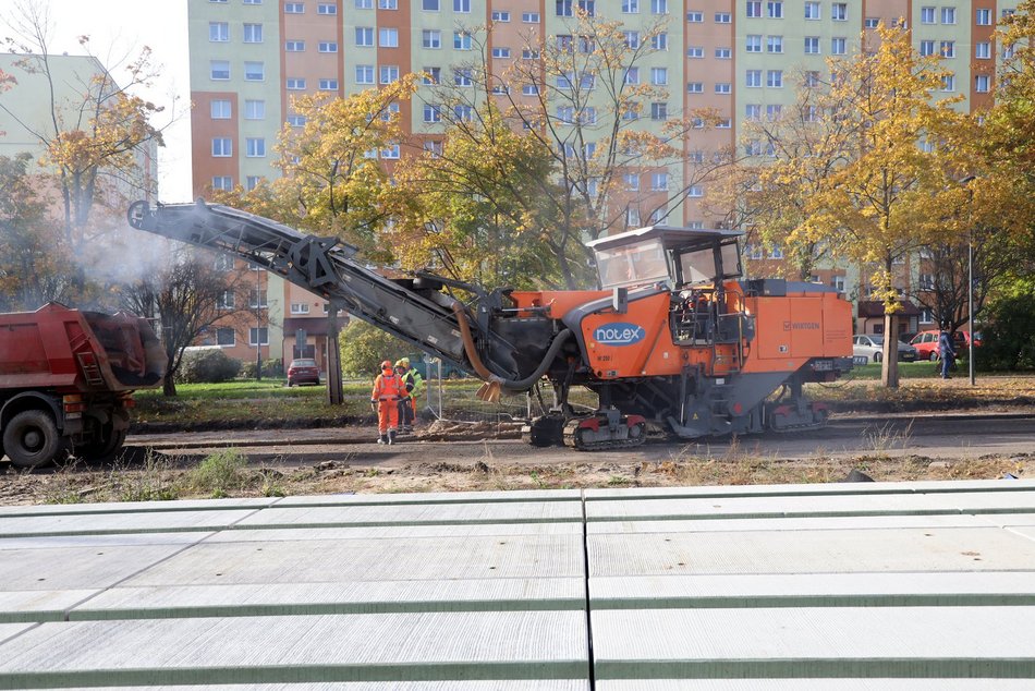 Remont Śmigłego-Rydza. Trwa układanie szyn tramwajowych