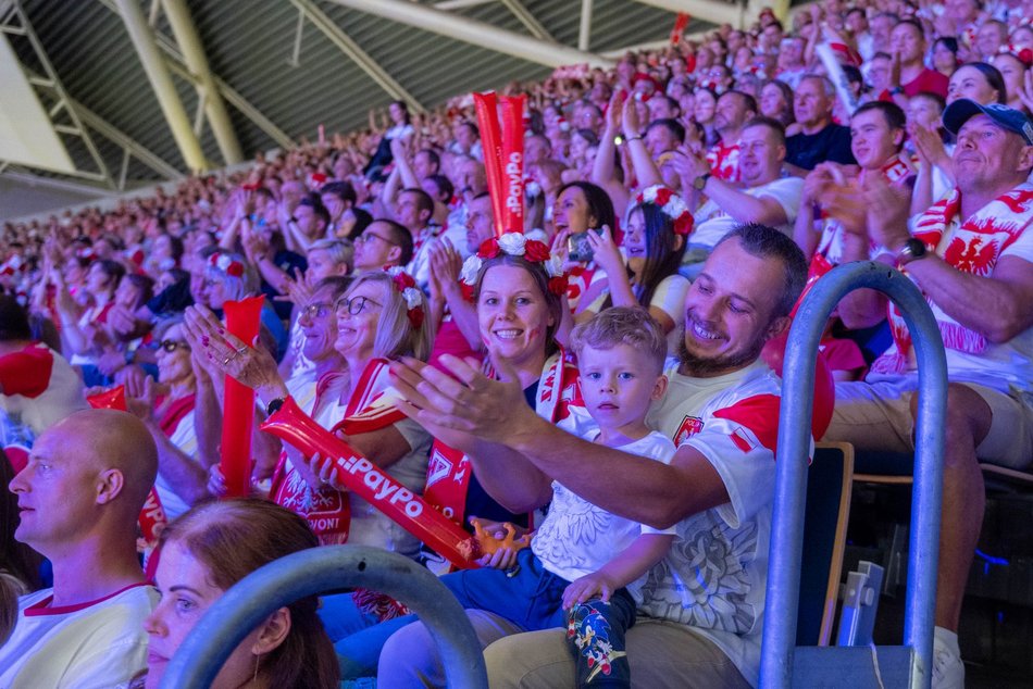 Łódź. Liga Narodów w Atlas Arenie w Łodzi. Byłeś/aś pierwszego dnia? Znajdź się w galerii!