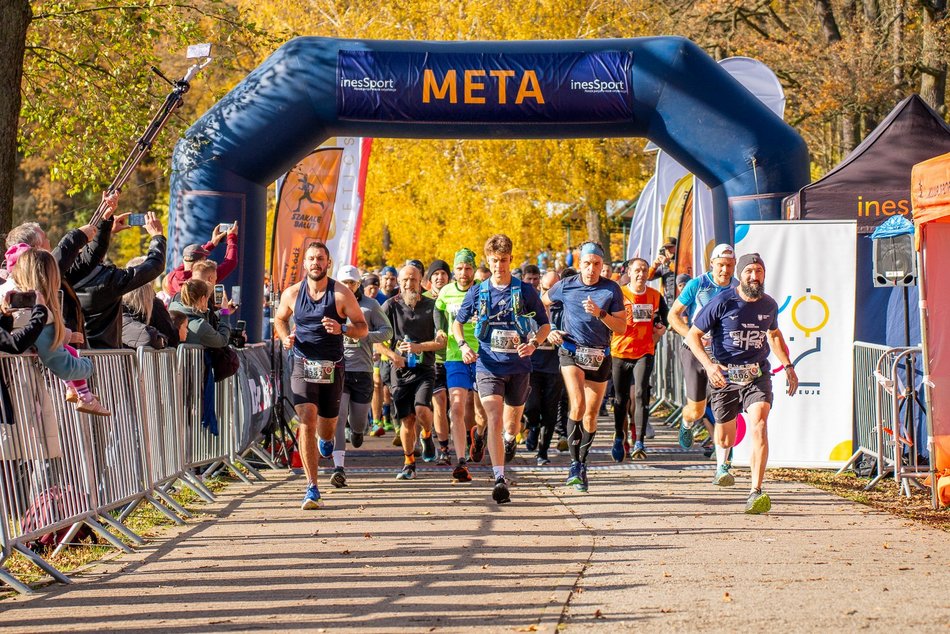 Łódź. Jesienny Festiwal Szakala w Łodzi. Brałeś/aś udział w biegu? Znajdź się na zdjęciach