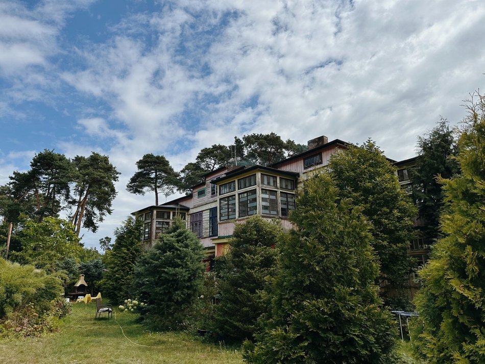 Kolumna-Las, Łask, zabytkowe wille, architektura drewniana