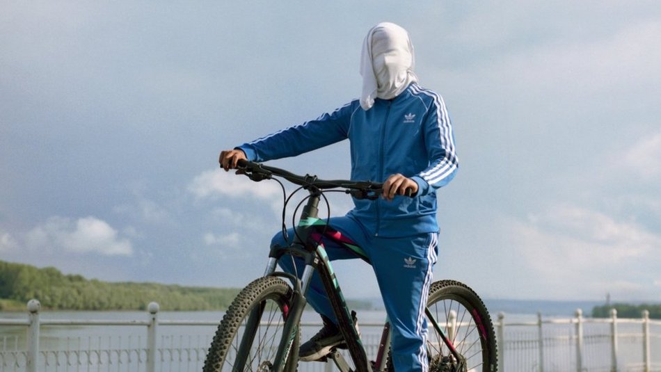 Łódź. 1. Otwarcie Fotofestiwalu 2025 w Łodzi - 12 czerwca, godz. 19:00. Fabryka Sztuki (ul. Tymienieckiego 3)