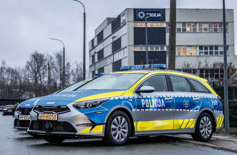 Łódź. Nowe radiowozy dla policji w Łodzi. Aż 47 nowych samochodów