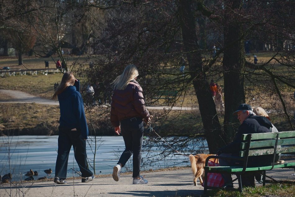 Tłumy w Parku Julianowskim w Łodzi