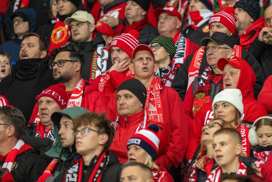 Kibice na meczu Widzewa Łódź z Radomiakiem Radom