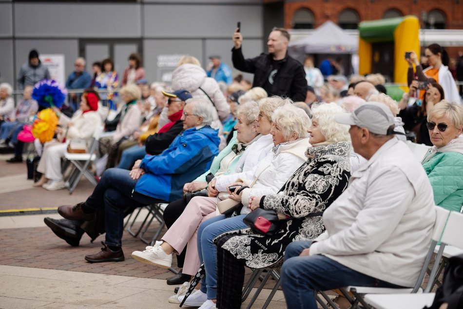Ruszyły Senioralia 2026 w Łodzi. Trwa zabawa na rynku Manufaktury