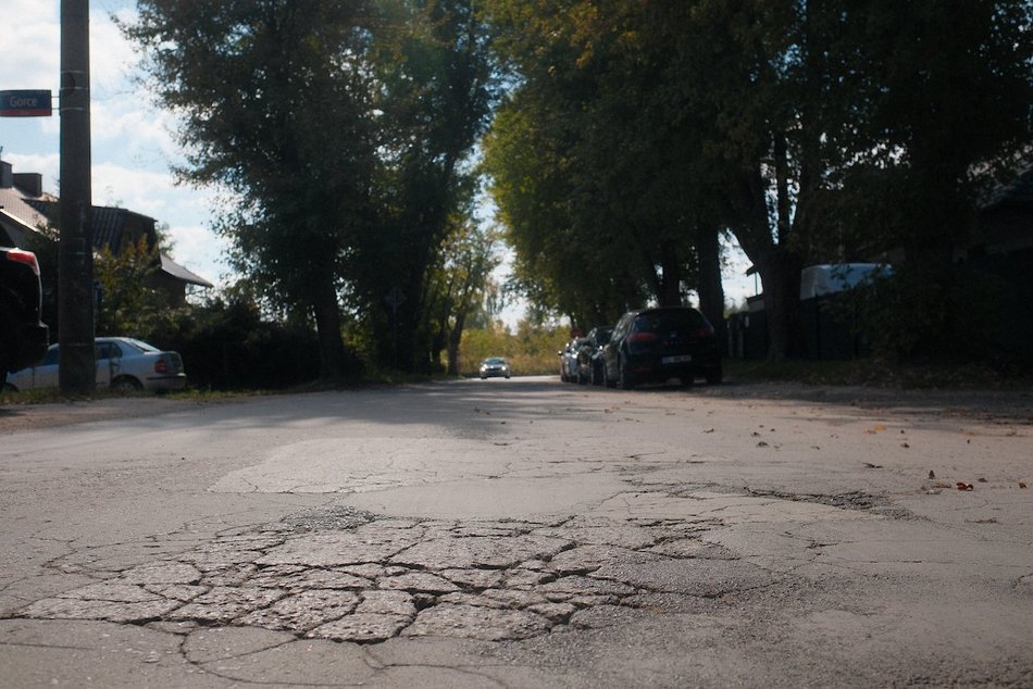 Łódź. Ulica Juhasowa na Stokach w Łodzi