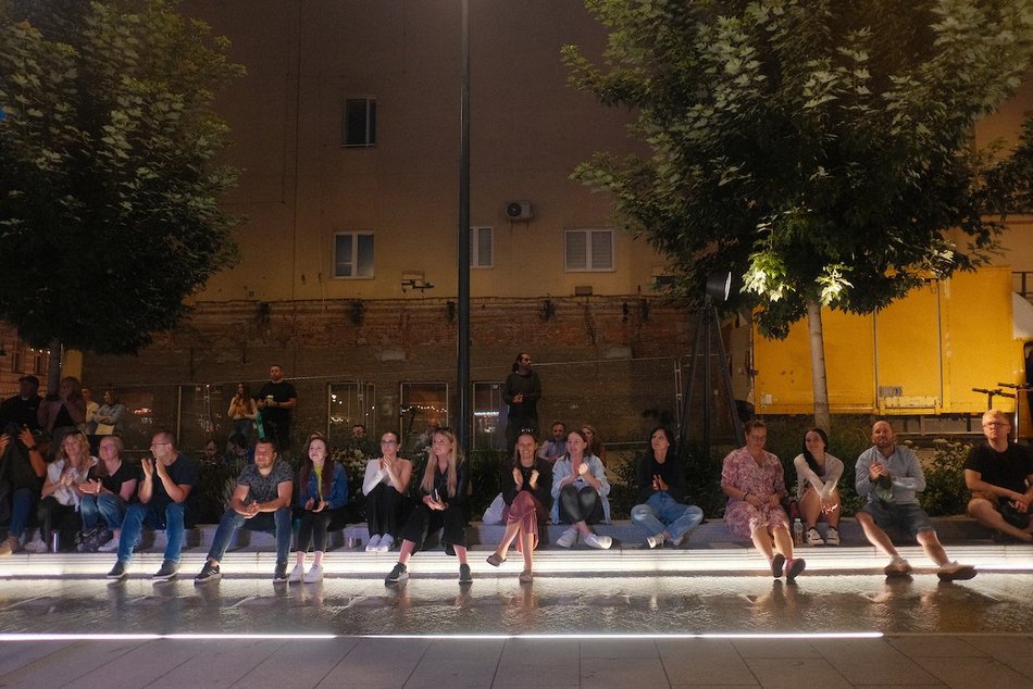 Łódź. Stand-up na Piotrkowskiej. W pasażu Schillera znów było pełno dobrego humoru