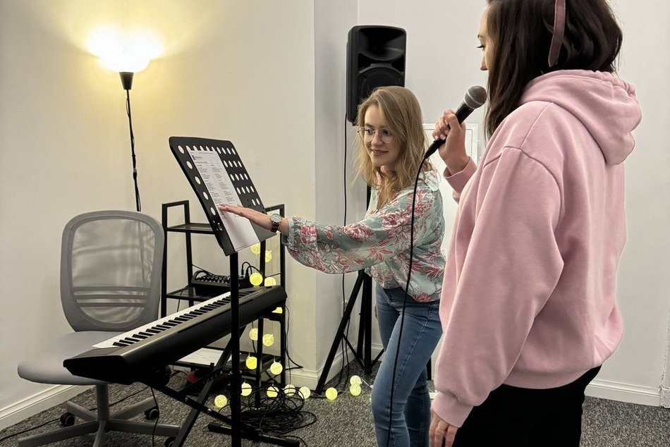 Justyna Ciepłucha-Wożniak Harmonic Voice Studio Wokalne Łódź