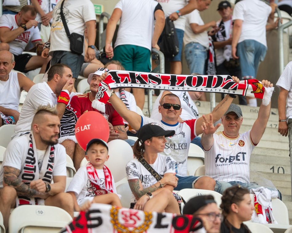 Kibice na meczu ŁKS Łódź - Pogoń Szczecin