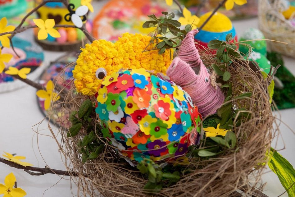 Konkurs na ozdobę wielkanocną dla dzieci z Łodzi. Stroiki i pisanki spod rąk uczniów uczniów