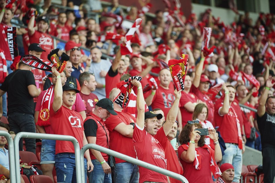 Mecz Widzew Łódź kontra Puszcza Niepołomice. Odszukaj się na zdjęciach z trybun!