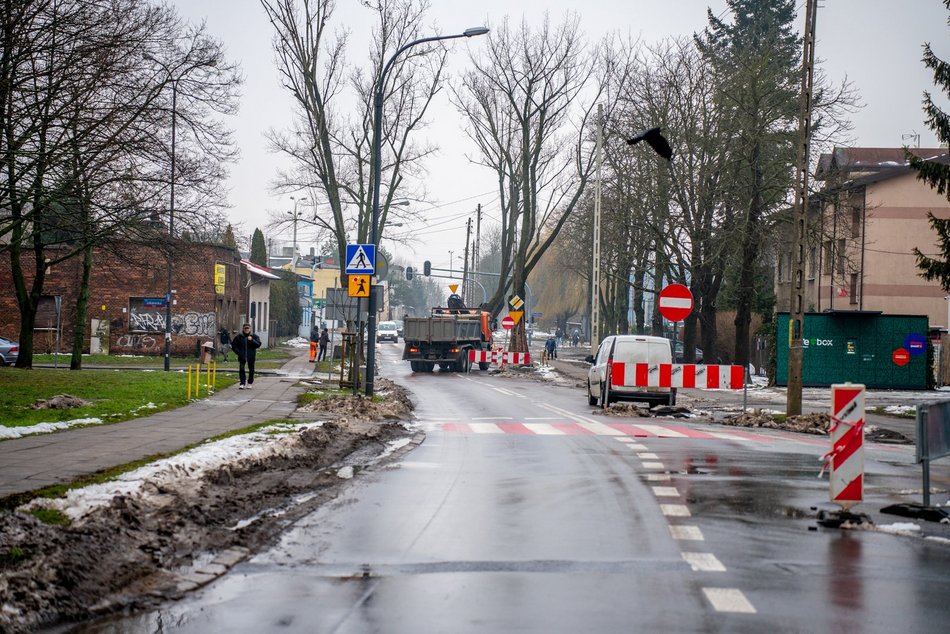 Łódź. Drogowcy zaczęli remont na Tuszyńskiej